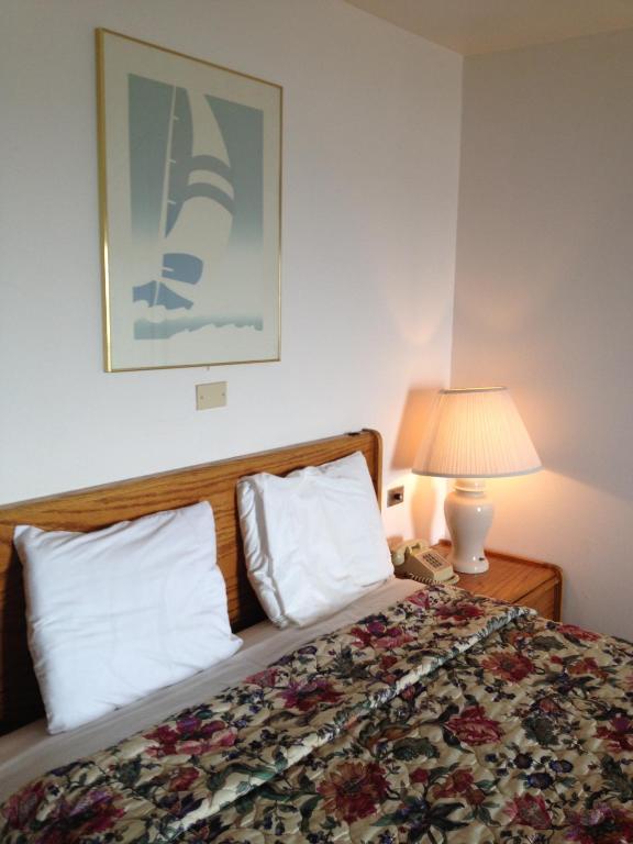 Cozy Cove Beachfront Resort Inn Lincoln City Szoba fotó